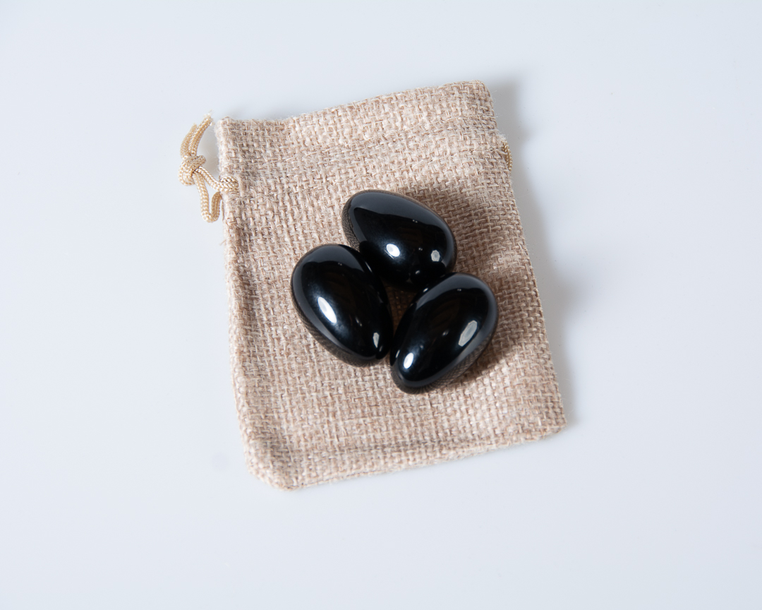 Egg Shaped Gemstone Chilling Stones & Jute Pouch